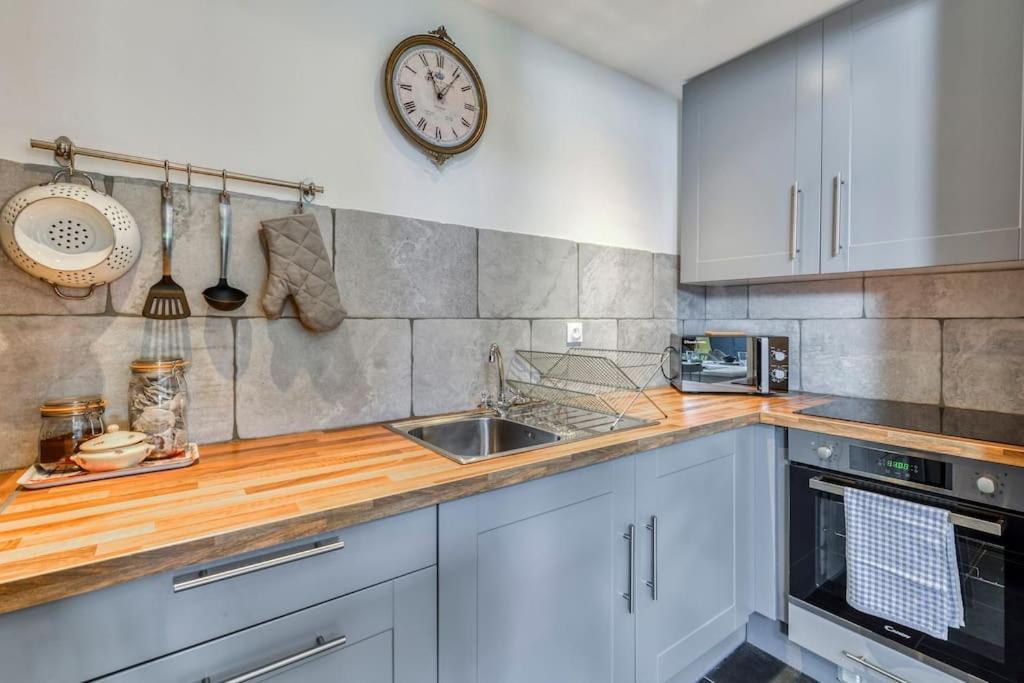 Bed and Breakfast La Calade Montouliers Экстерьер фото