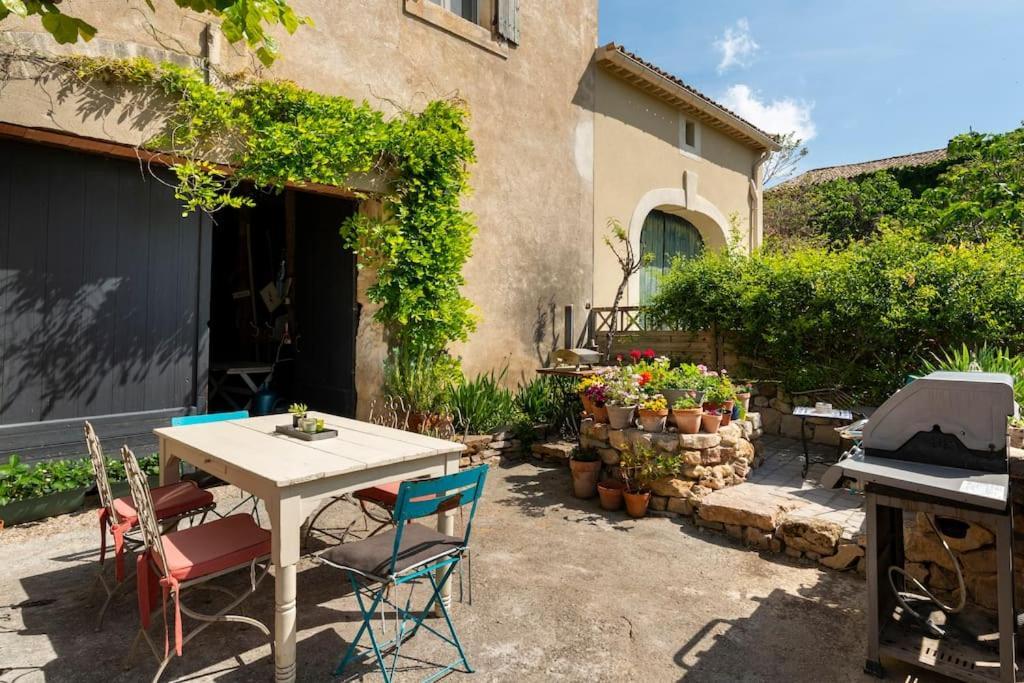 Bed and Breakfast La Calade Montouliers Экстерьер фото