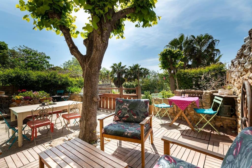 Bed and Breakfast La Calade Montouliers Экстерьер фото